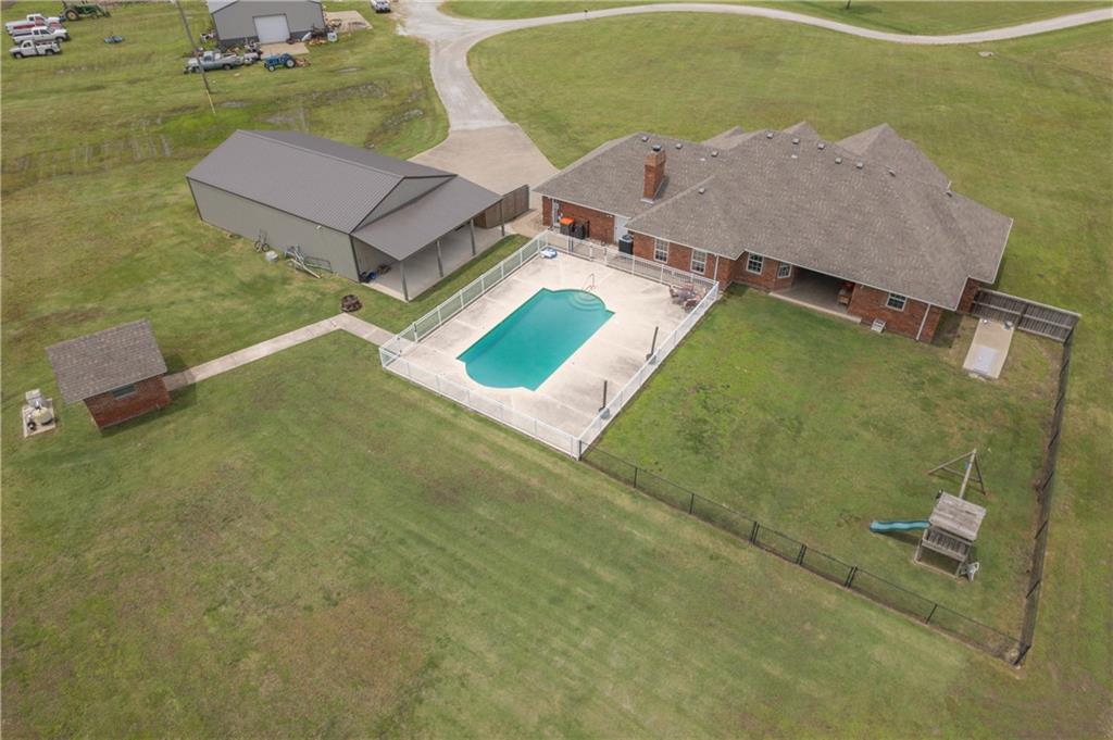 201 S Canary Lane Property Photo 4