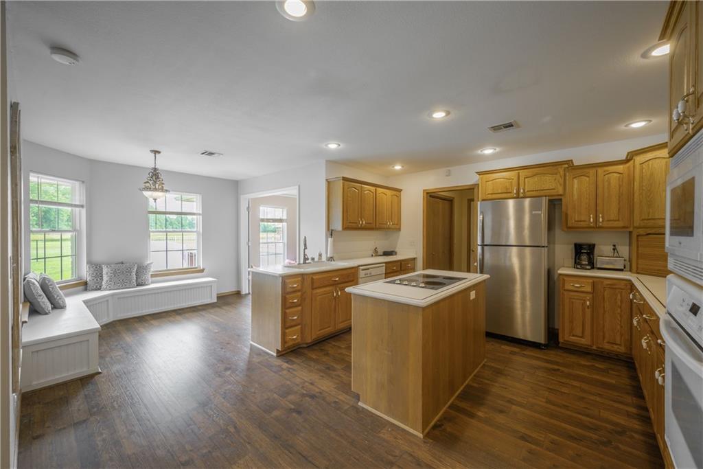 201 S Canary Lane Property Photo 7