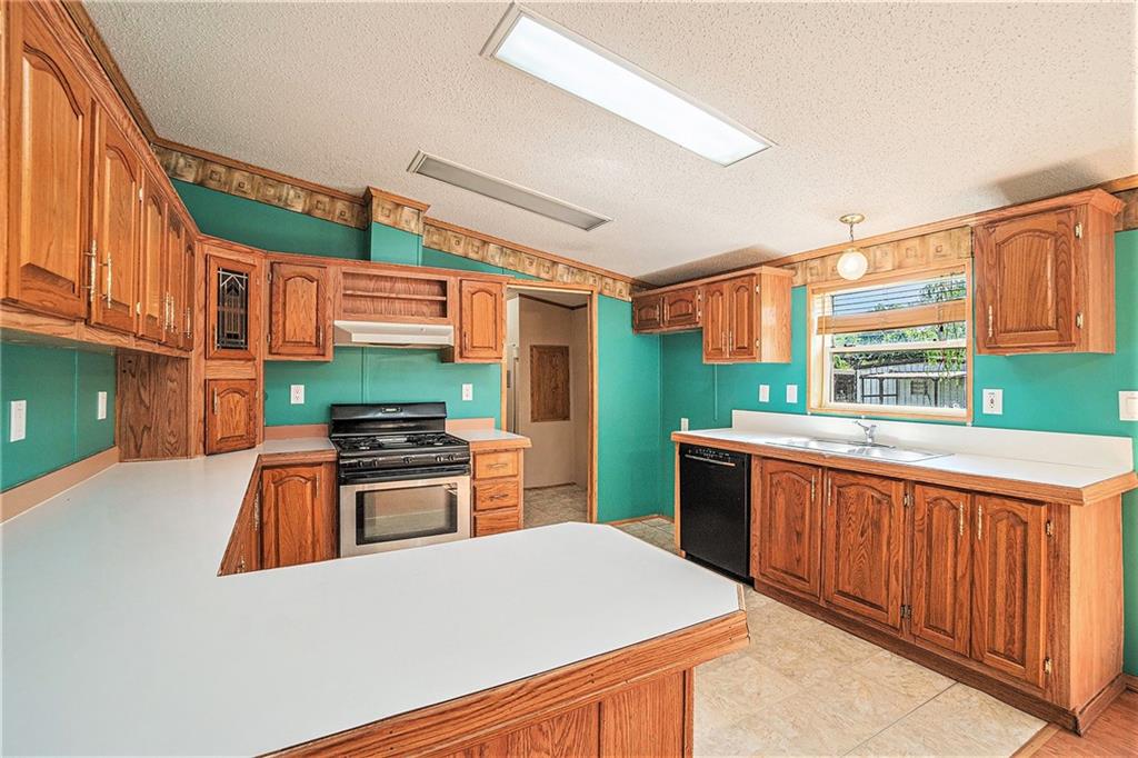 10390 Quail Hill Drive Property Photo 2