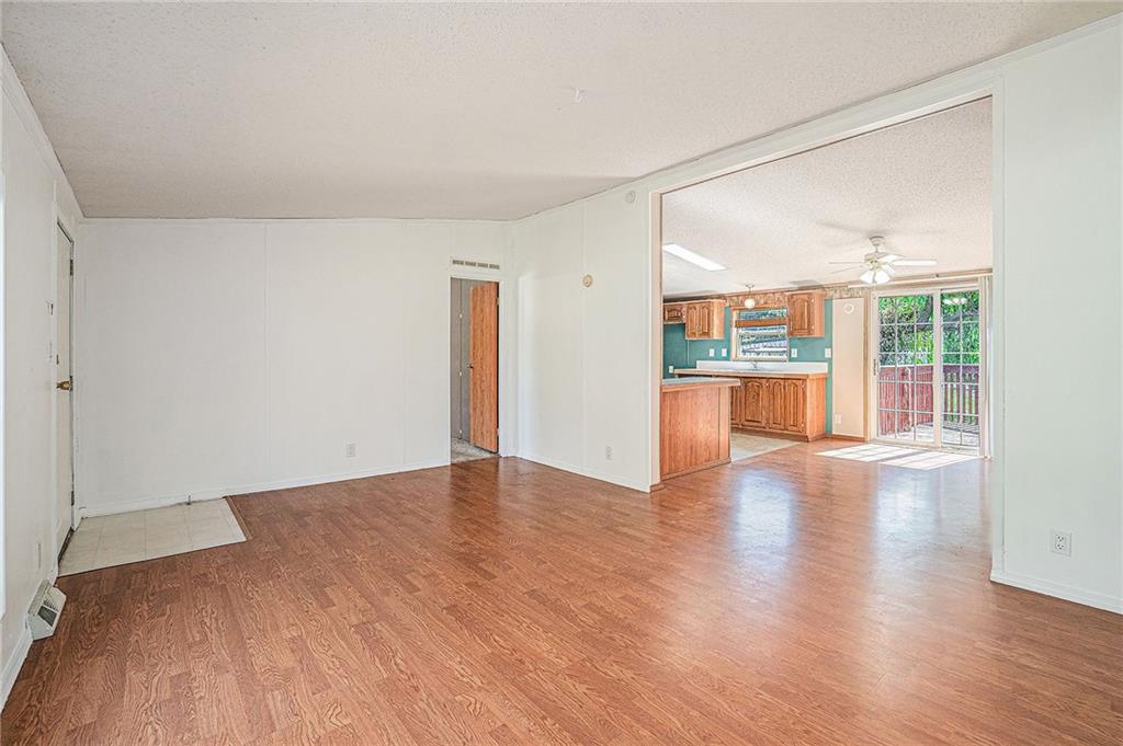 10390 Quail Hill Drive Property Photo 6