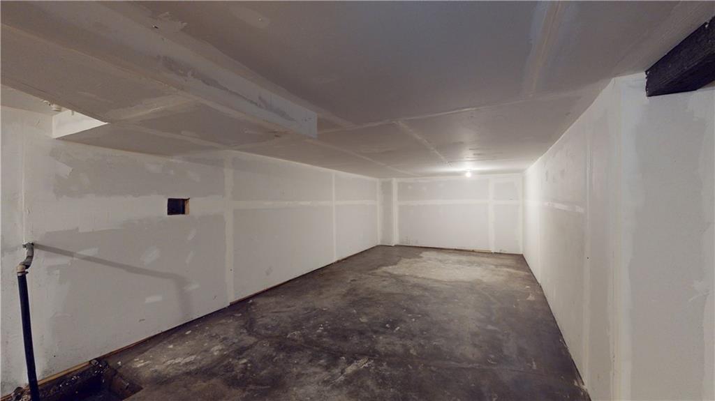 503 E Locust Street Property Photo 17