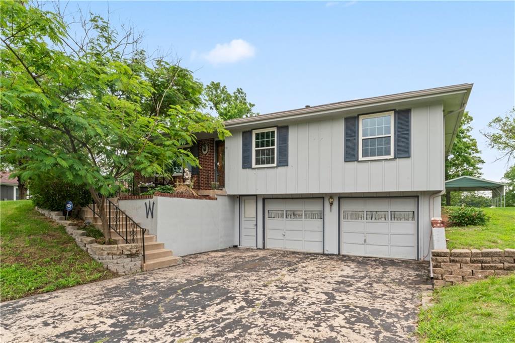 2621 S 65th Street Property Photo 1