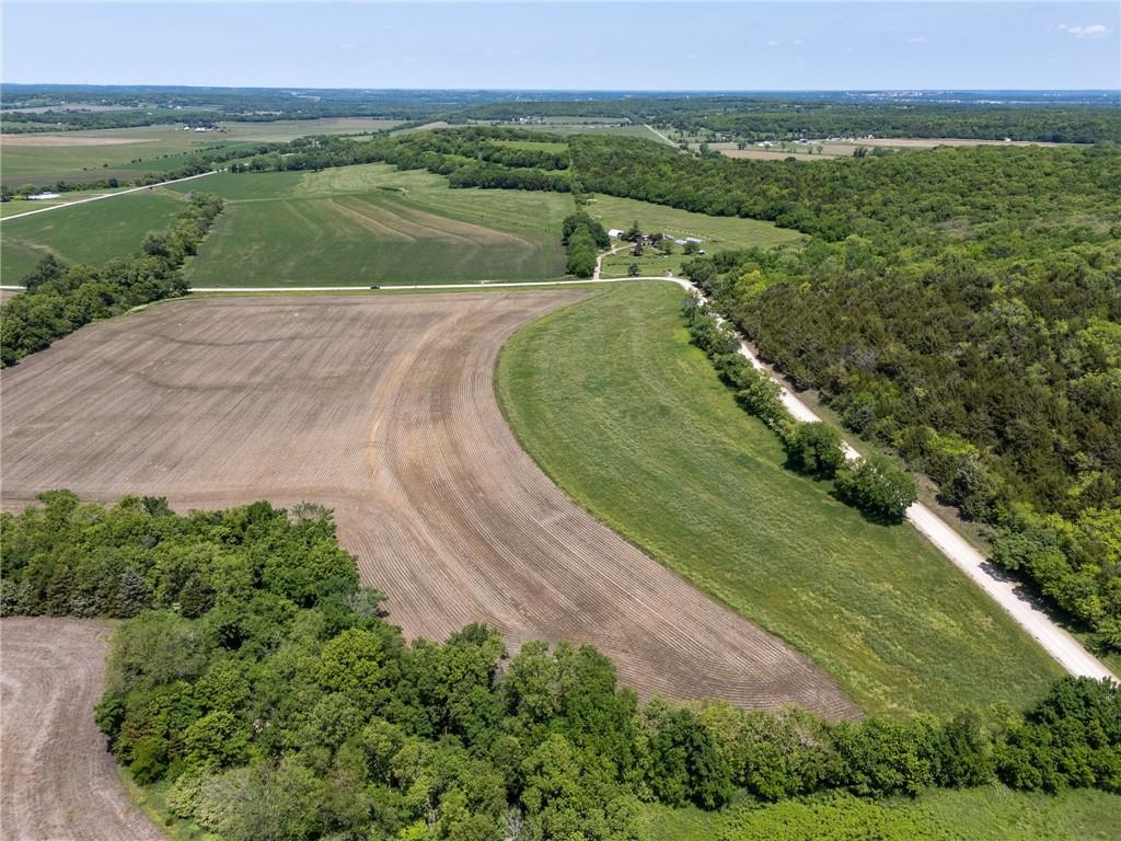 10.01 Acres M/l E 1100 Road Property Photo 5