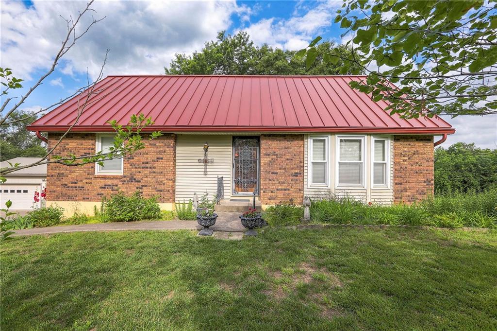 7226 Shoshone Drive Property Photo 1