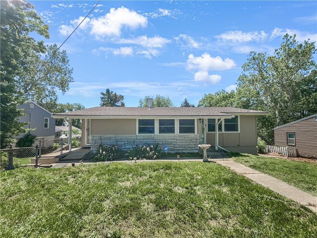 2939 Ne Jewett Street Property Photo 1