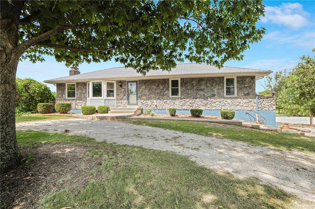 160 Sw 131 Highway Property Photo 1
