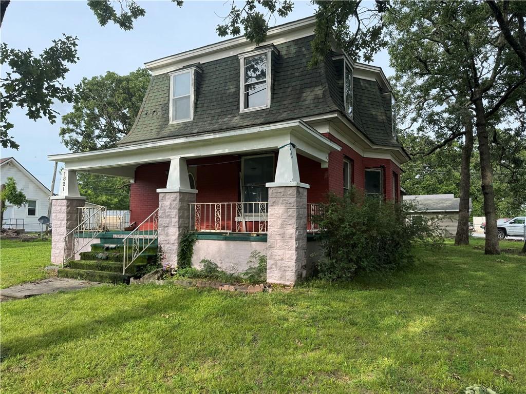 1821 S Main Street Property Photo 1