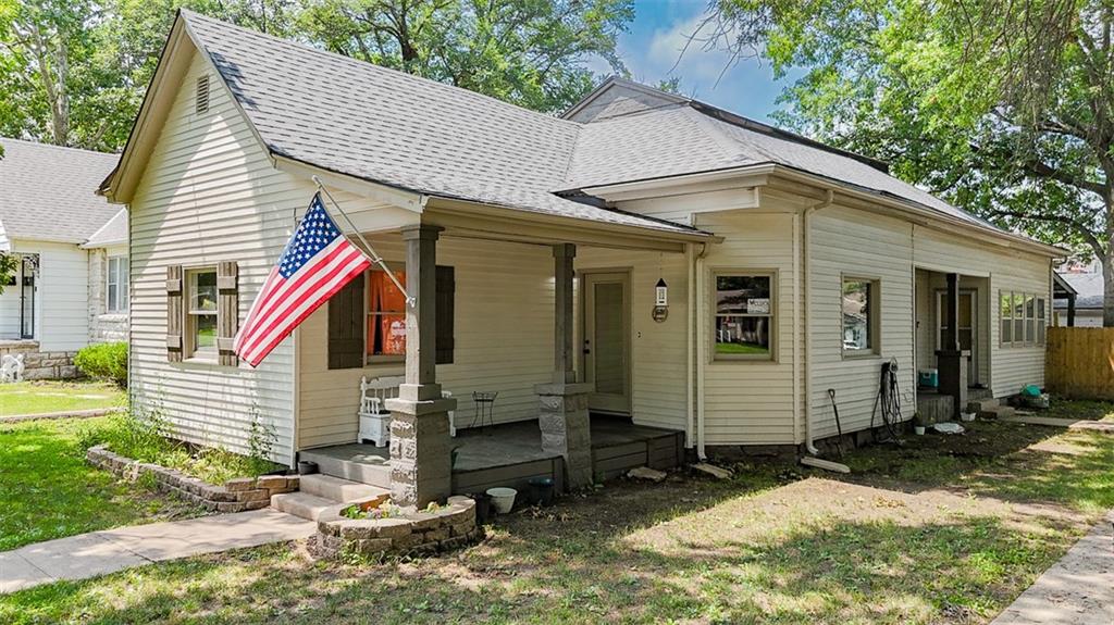 300 Brown Avenue Property Photo 1