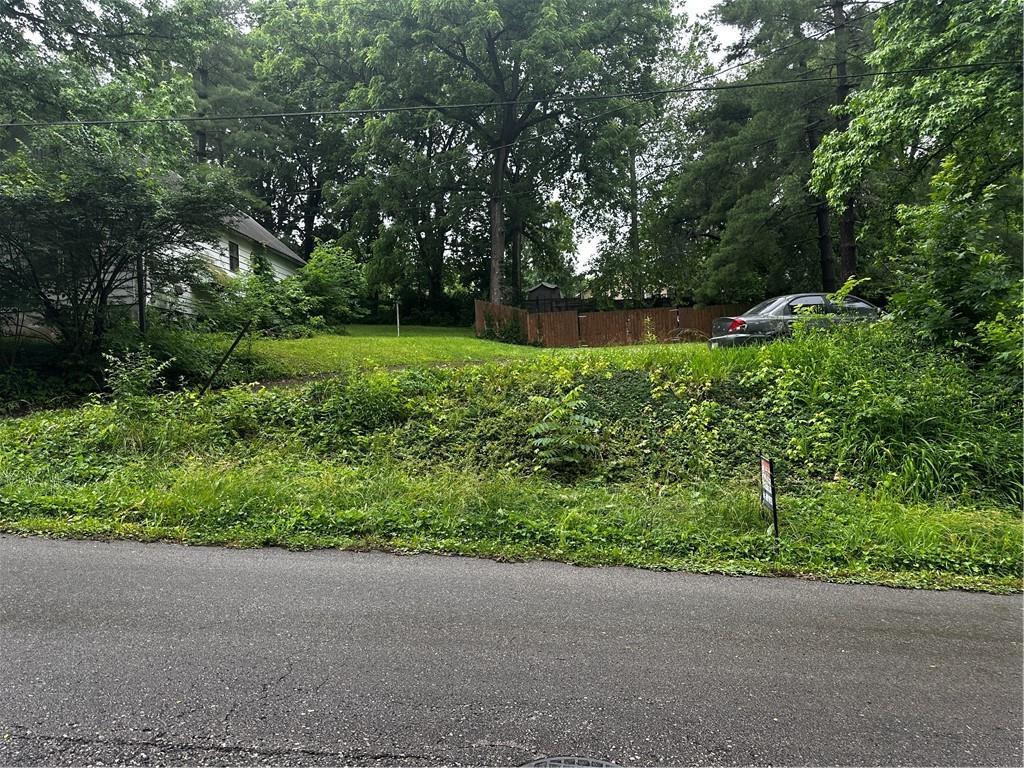 520 S Overton Avenue Property Photo 1