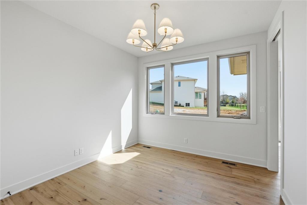 22017 W 99th Terrace Property Photo 26