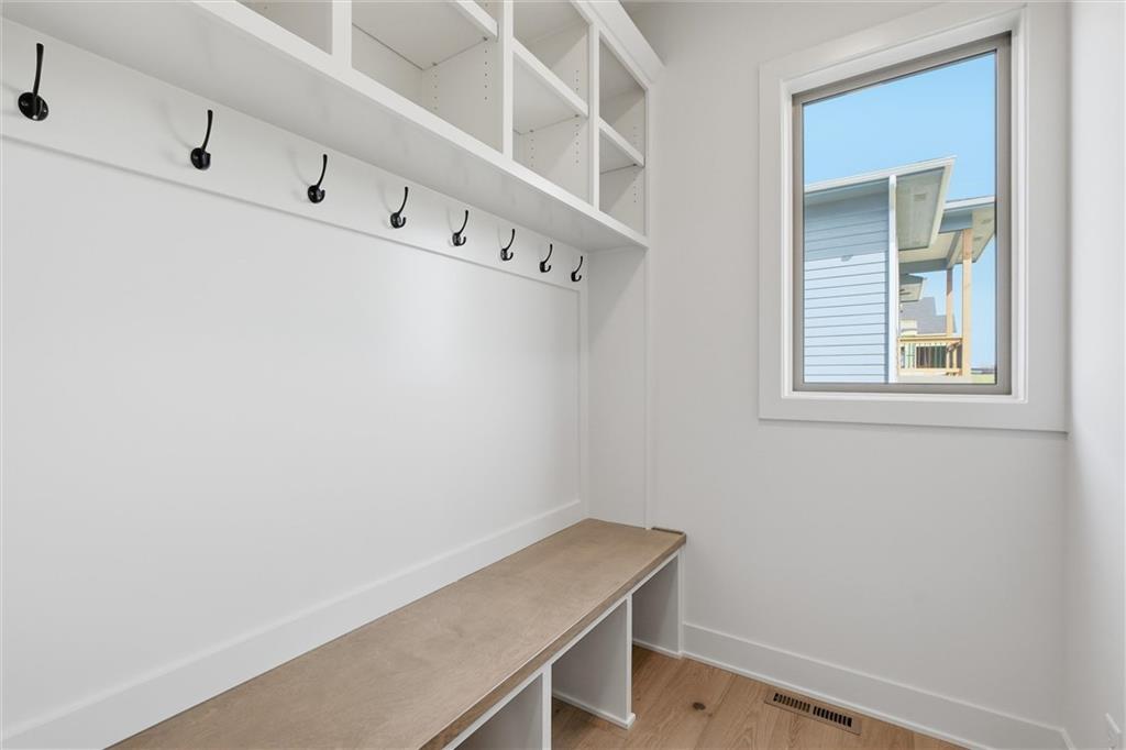 22017 W 99th Terrace Property Photo 27