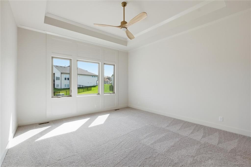 22017 W 99th Terrace Property Photo 29