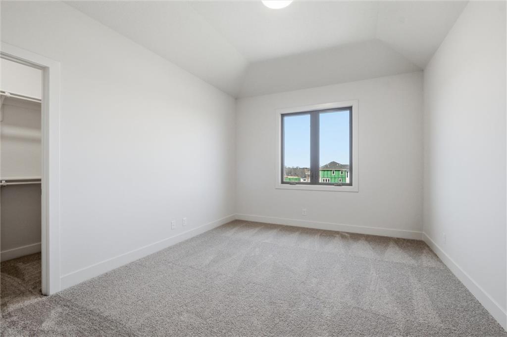 22017 W 99th Terrace Property Photo 38