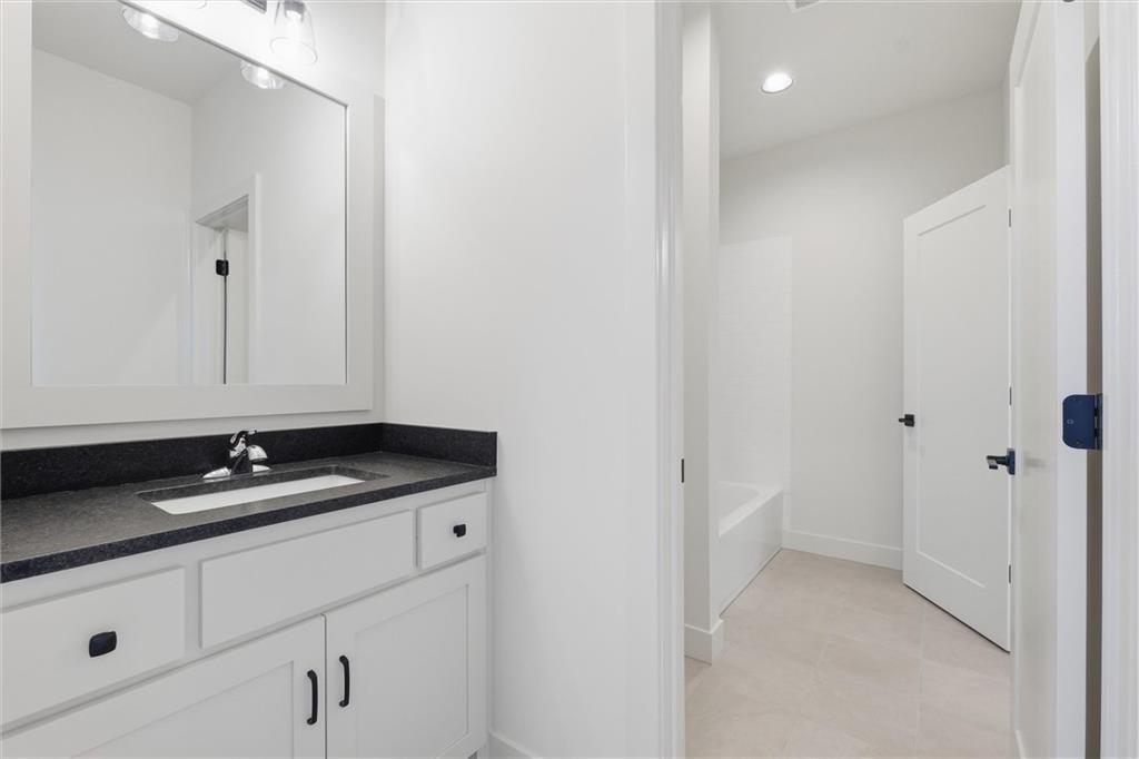 22017 W 99th Terrace Property Photo 42