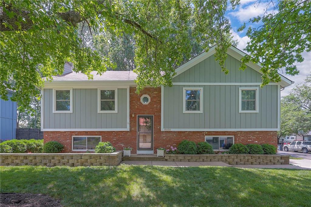 15020 S Bradley Drive Property Photo 1