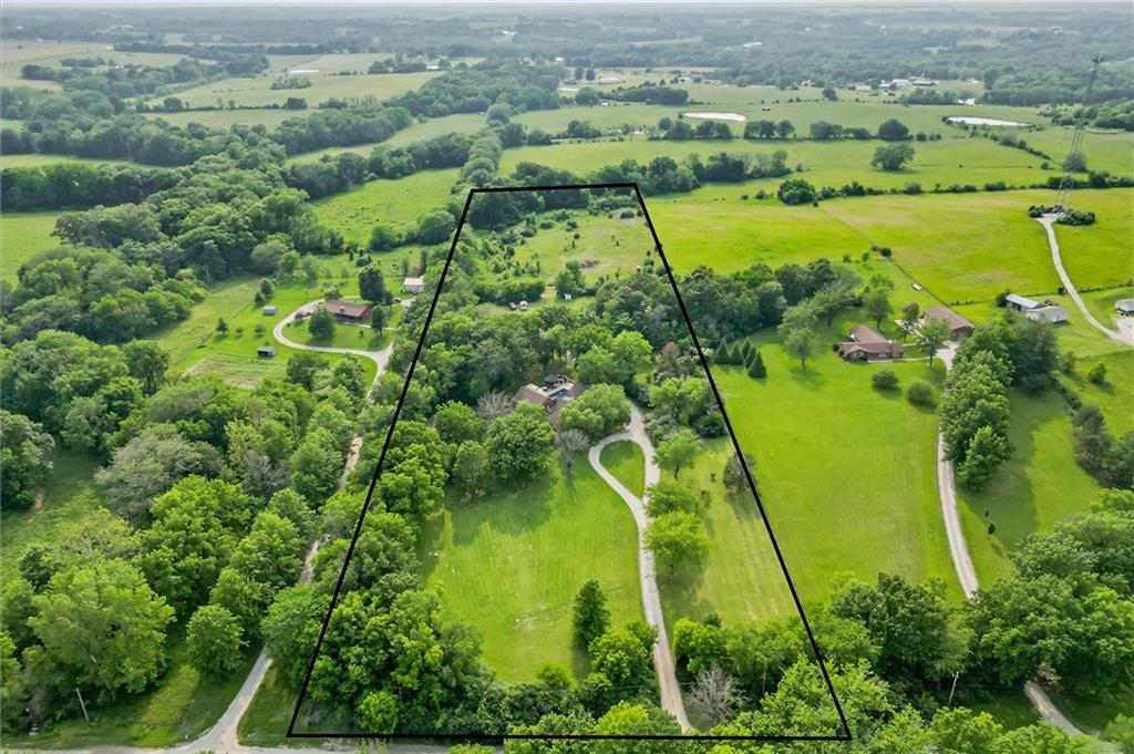 6178 Se Tri County Line Road Property Photo 1