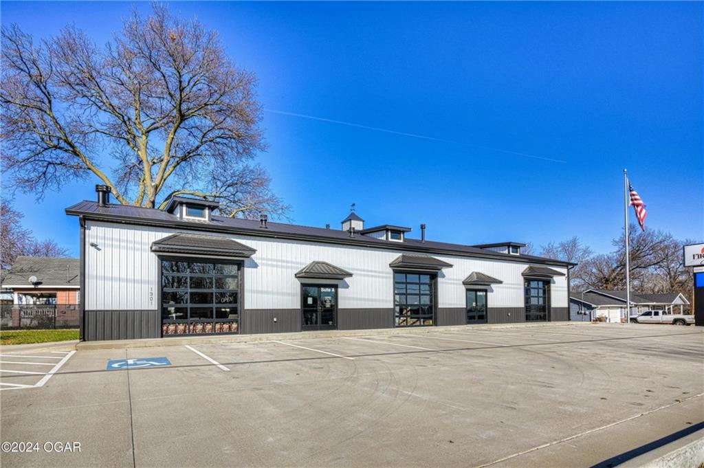 1301 E 4th Street Property Photo