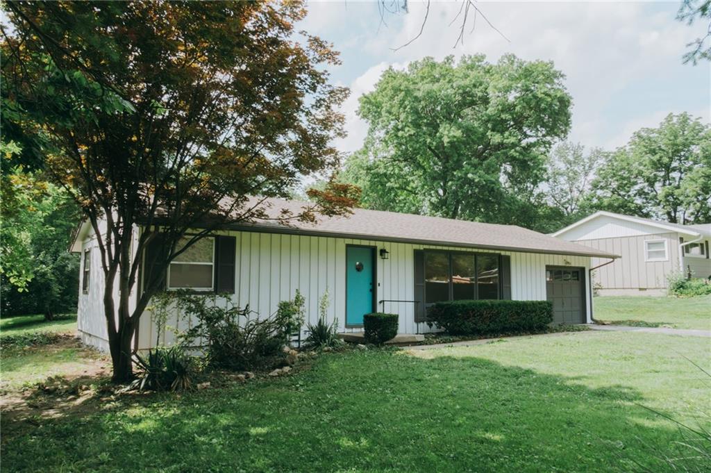 13714 Spruce Avenue Property Photo