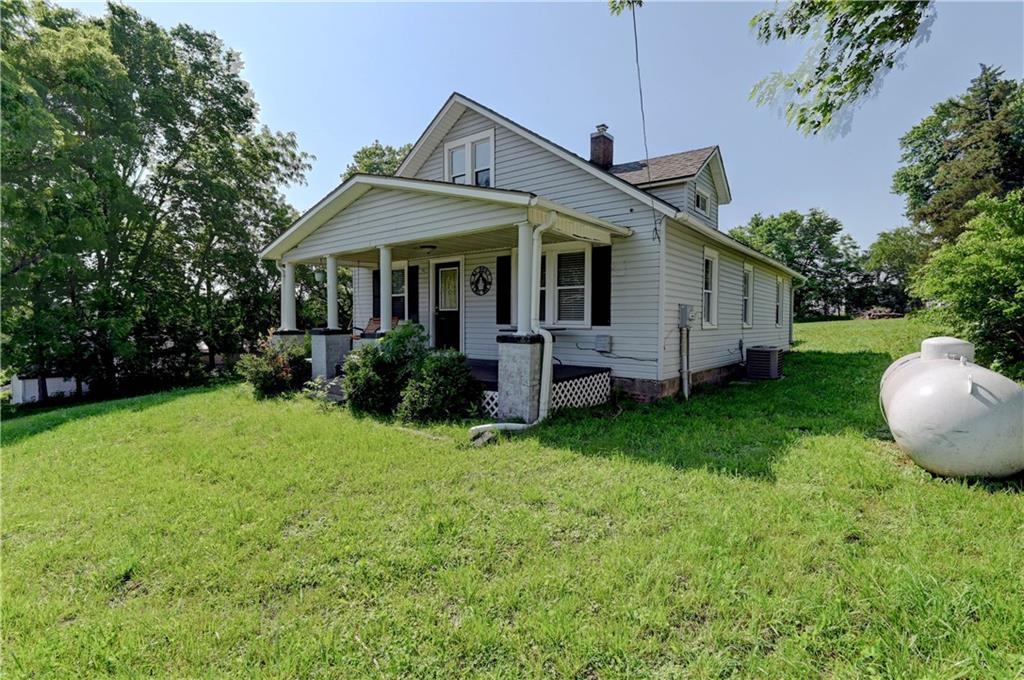104 3rd Street Property Photo 1