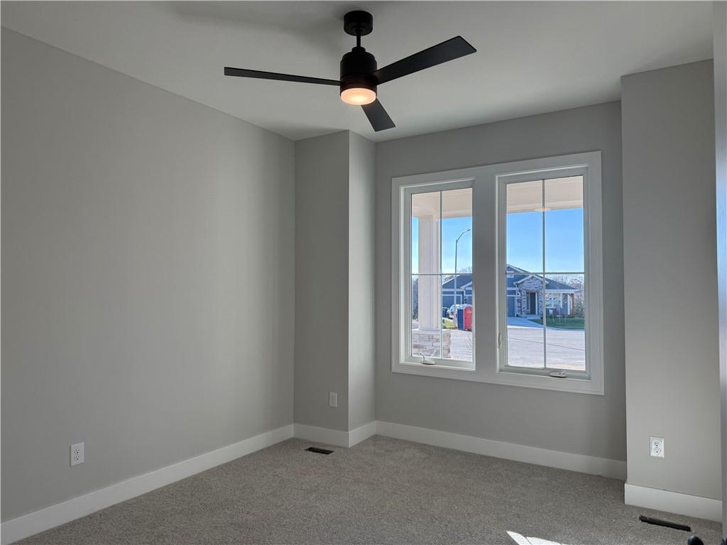 31501 W 86th Court Property Photo 8