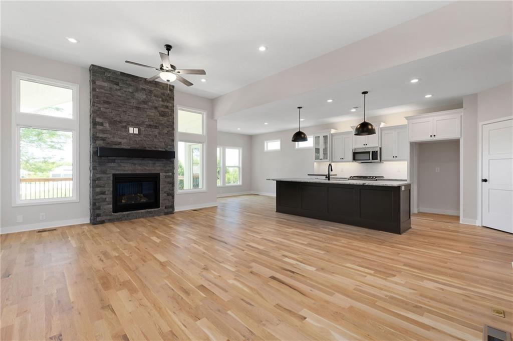 31501 W 86th Court Property Photo 18