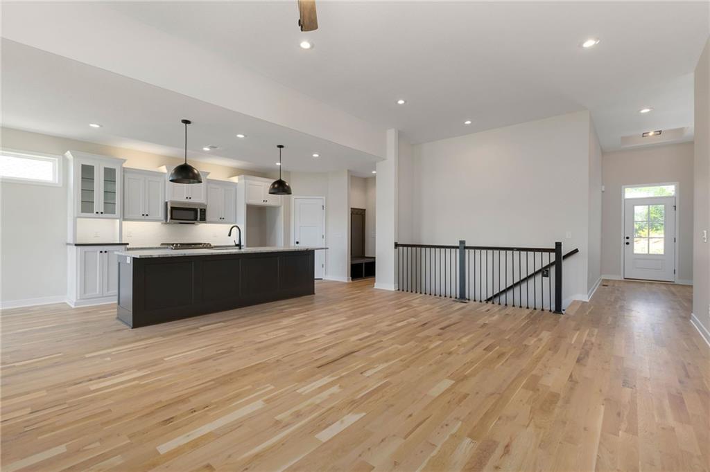 31501 W 86th Court Property Photo 19