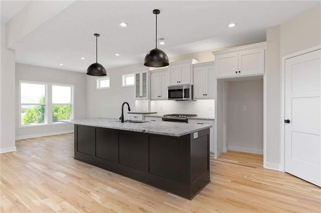 31501 W 86th Court Property Photo 26