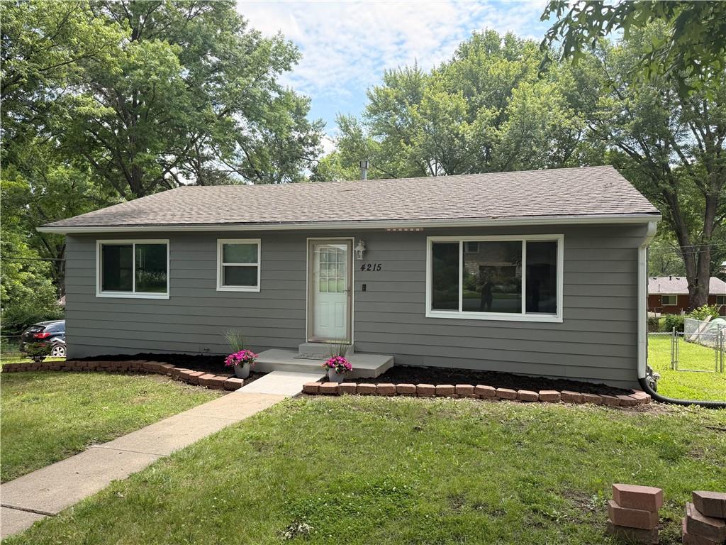 4215 Summit Street Property Photo 1