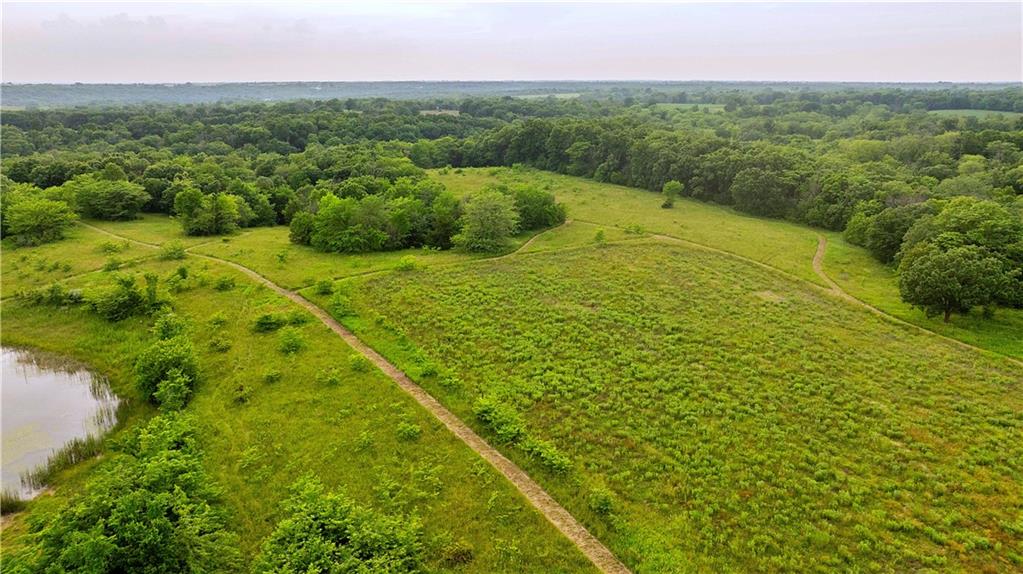 Liv 514 Road Property Photo 21