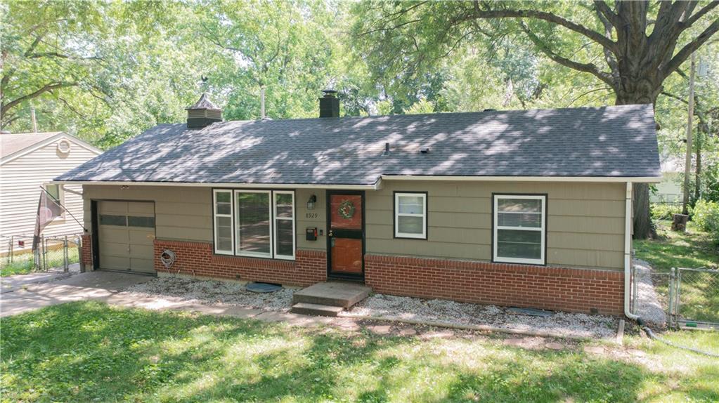 8929 E 74th Street Property Photo 1