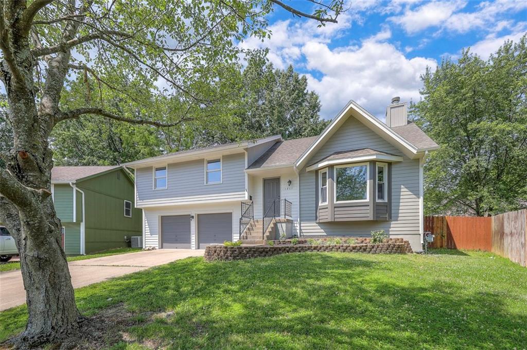10809 W 76th Street Property Photo 1