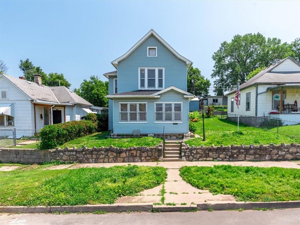 2605 S 15th Street