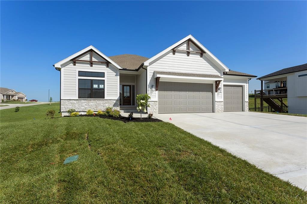 13616 Clover Court Property Photo 1