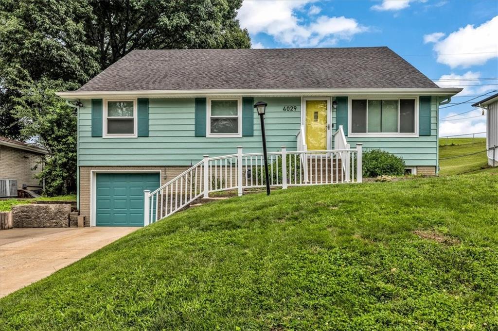 4029 N Spruce Avenue Property Photo 1