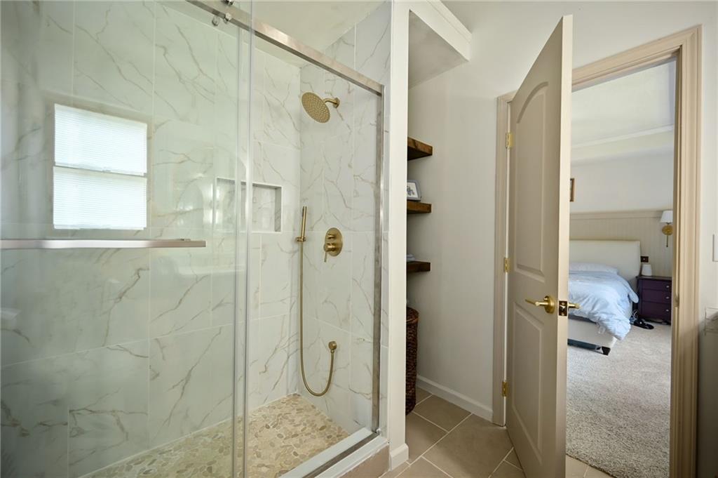 21185 W 126th Street Property Photo 12