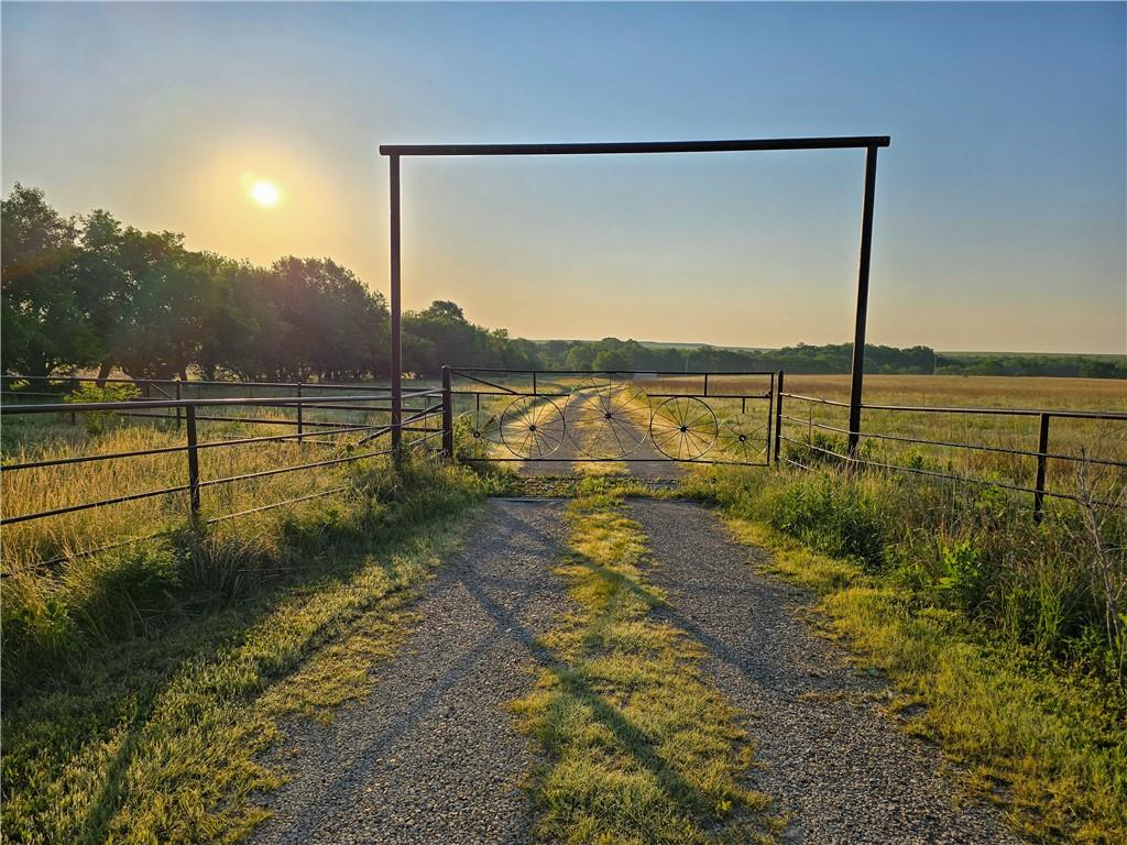 2359 Gp Road Property Photo 8