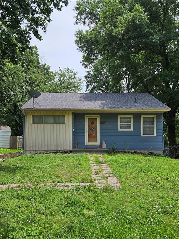 1419 W College Terrace Property Photo 1
