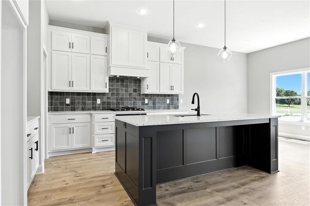 2101 Crooked Creek Drive Property Photo 12