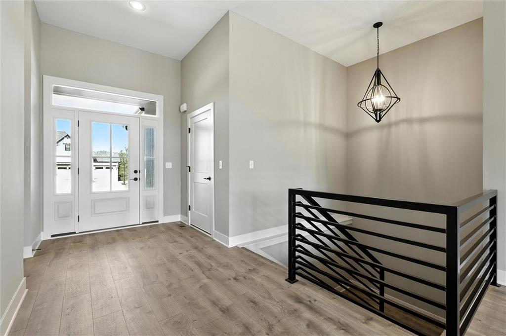 2101 Crooked Creek Drive Property Photo 20