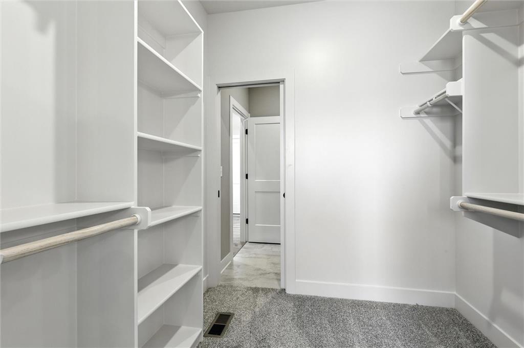 2101 Crooked Creek Drive Property Photo 27