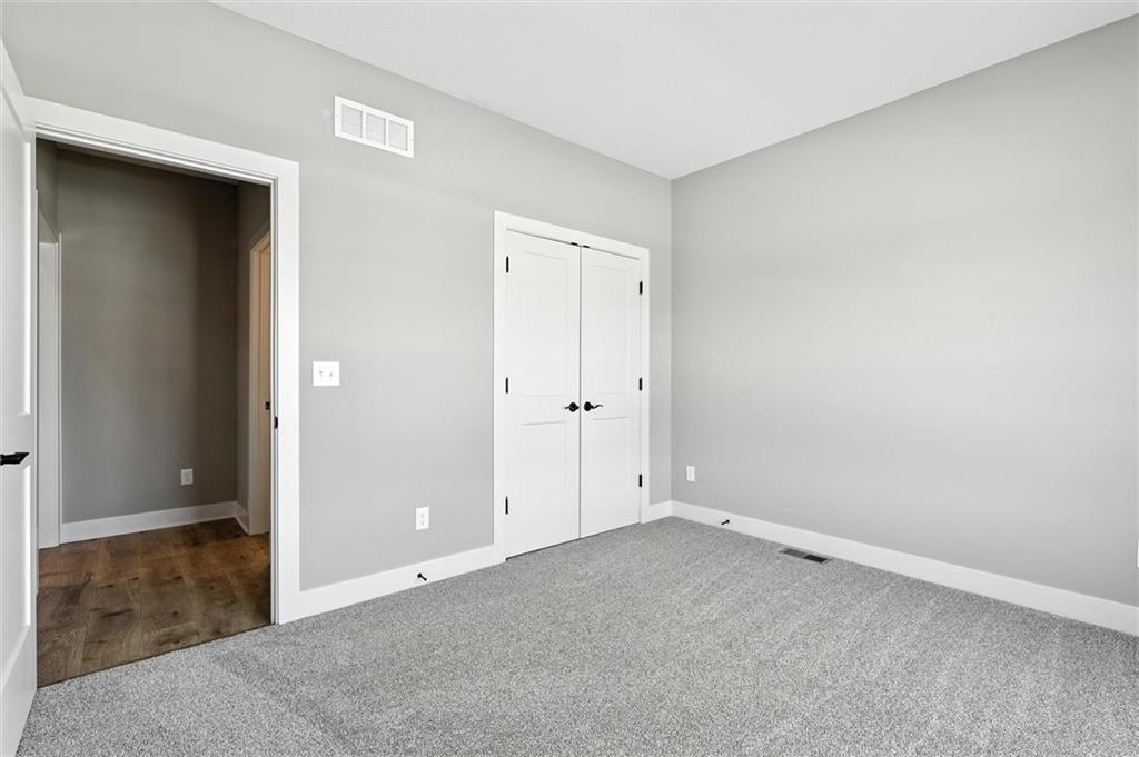 2101 Crooked Creek Drive Property Photo 32