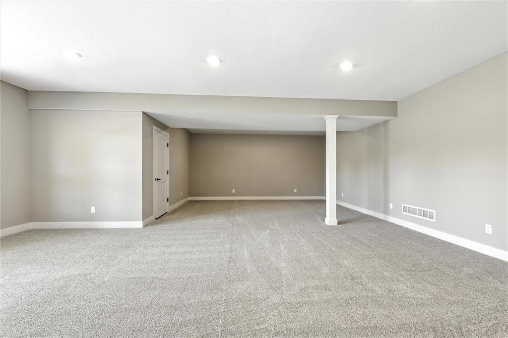 2101 Crooked Creek Drive Property Photo 36