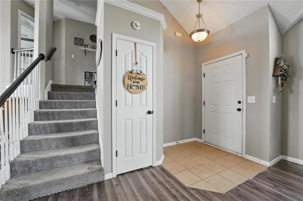 3611 Nw 87th Street Property Photo 4