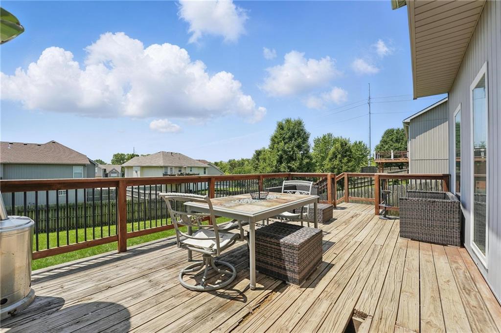 3611 Nw 87th Street Property Photo 22