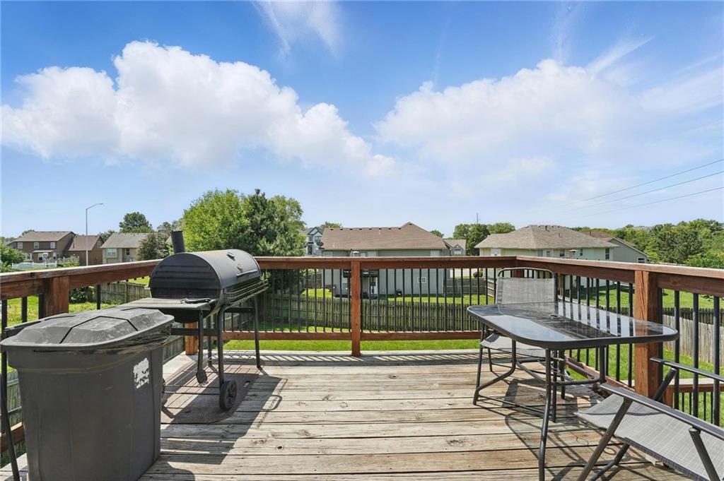 3611 Nw 87th Street Property Photo 23