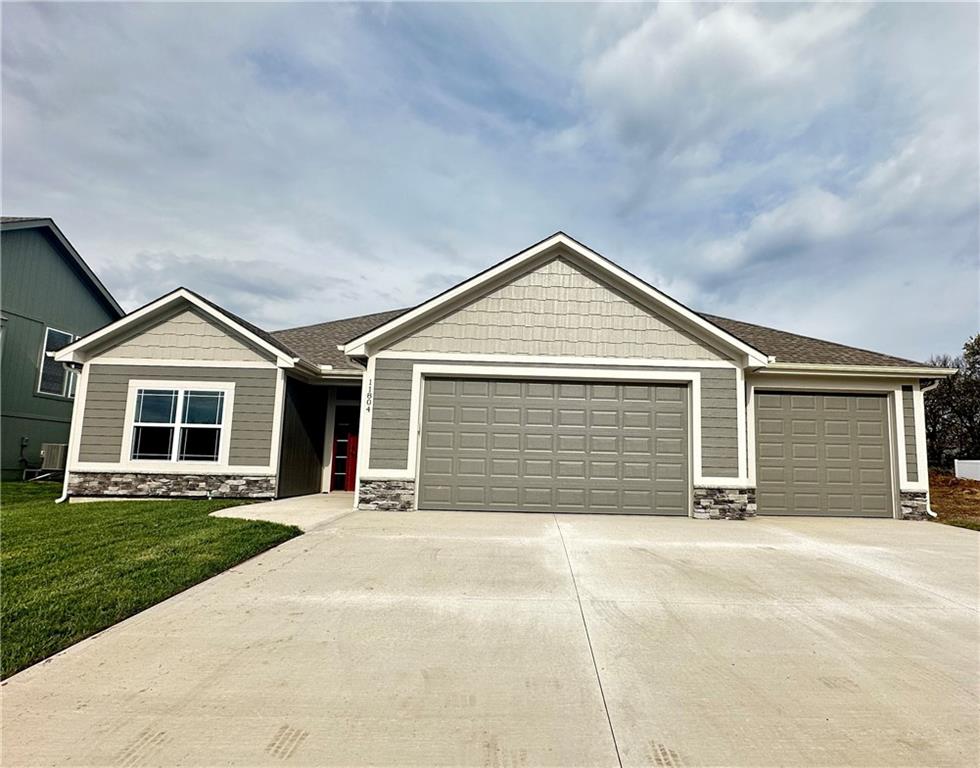 11805 E Ridgeview Court Property Photo 1