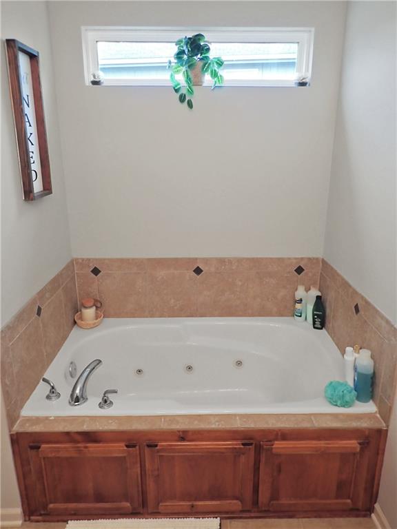 4301 Ne 84th Terrace Property Photo 17