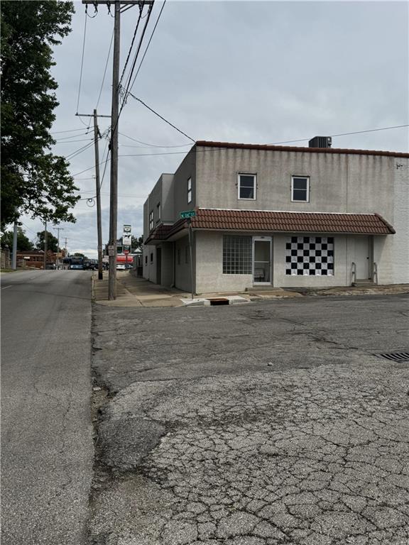 2401 Frederick Avenue Property Photo 2