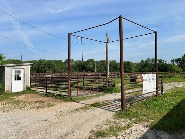 535 N Subway Boulevard Property Photo 7
