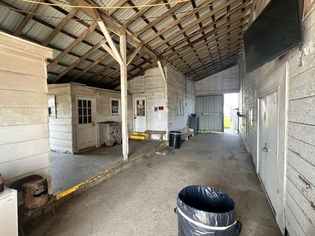 535 N Subway Boulevard Property Photo 10